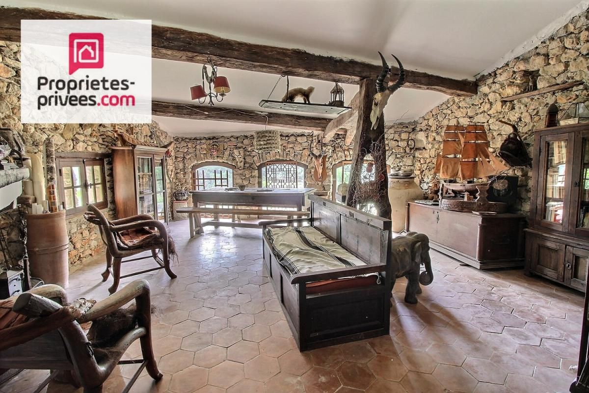 CHATEAUDOUBLE Maison Chateaudouble 5 pièces 144 m2 4