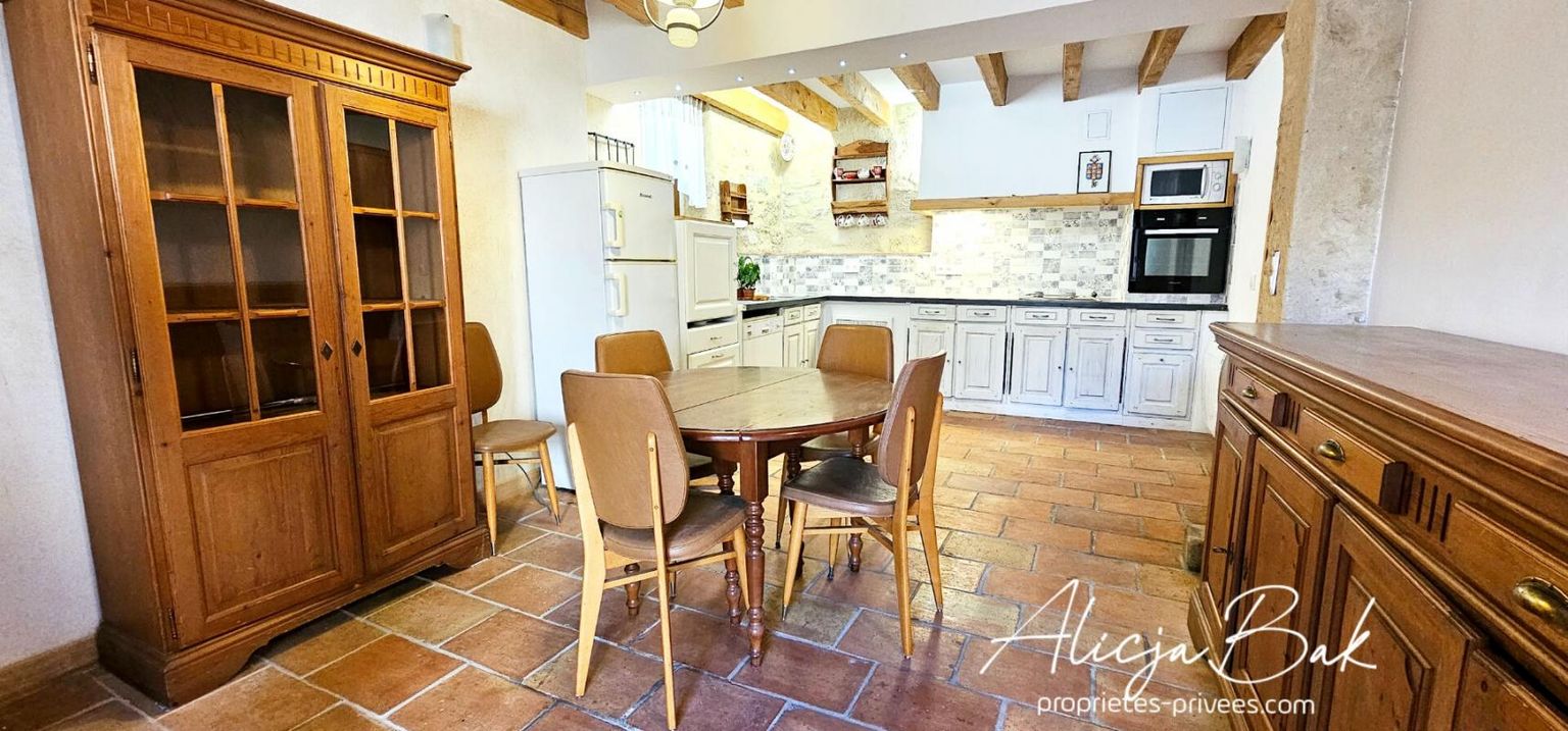 CASTELNAUDARY Maison de village Castelnaudary 5 pièce(s) 99 m2 2