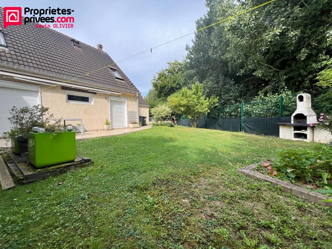 Charmante maison avec grand jardin boisé à vendre à Barlin - À 5 minutes du centre-ville!