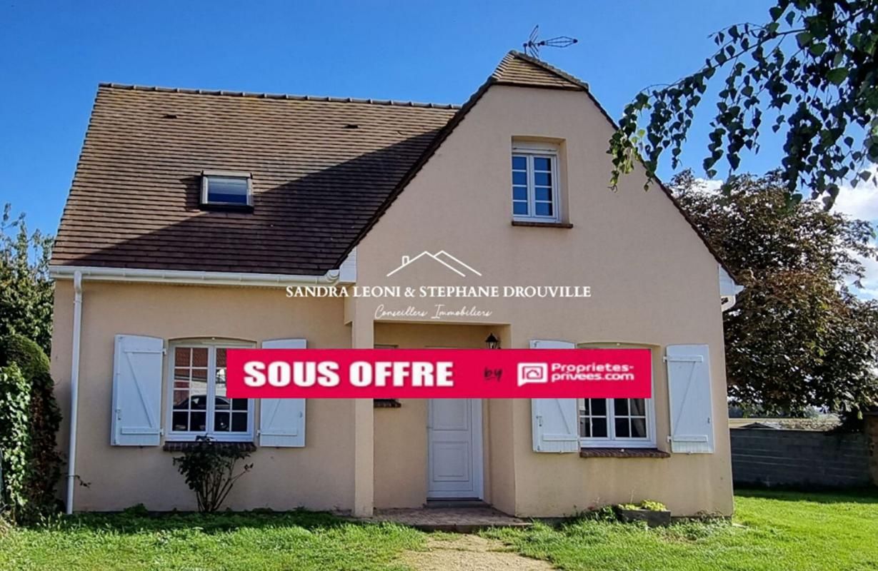 Proche JOUY et SAINT-PREST, Maison de 107 m², 6 pièces, 4 chambres. Ref annonce : 381057