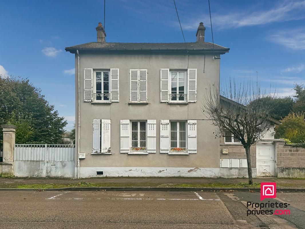 Maison Avallon proche gare 8 pièce(s) 203 m2