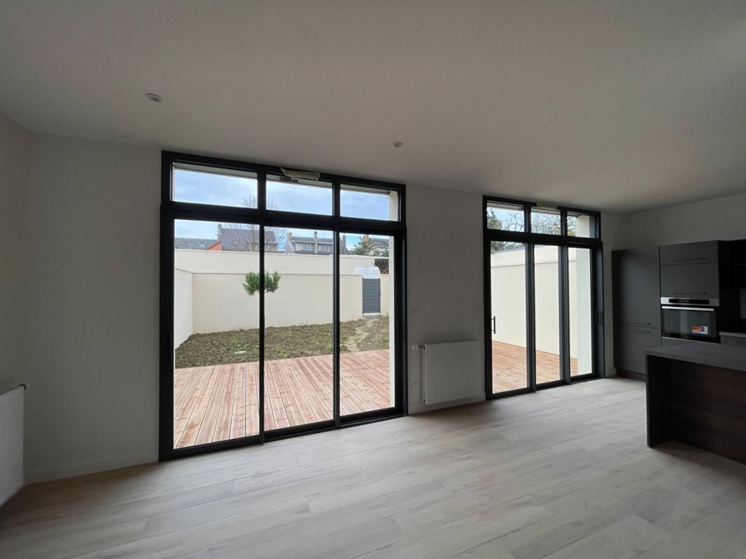 LE MANS Maison Le Mans 8 pièce(s) 222 m2 3