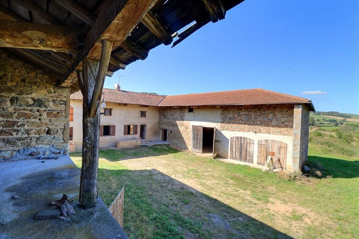 CLUNY Ancienne ferme à rénover 1