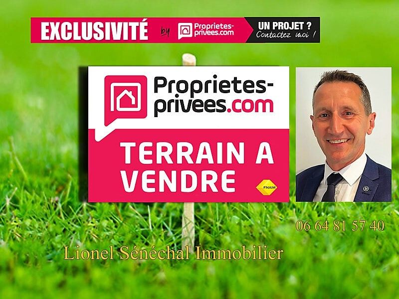 Terrain à bâtir entièrement plat de plus de 3 000 m2 avec une maison de 95 m2 avec travaux à prévoir