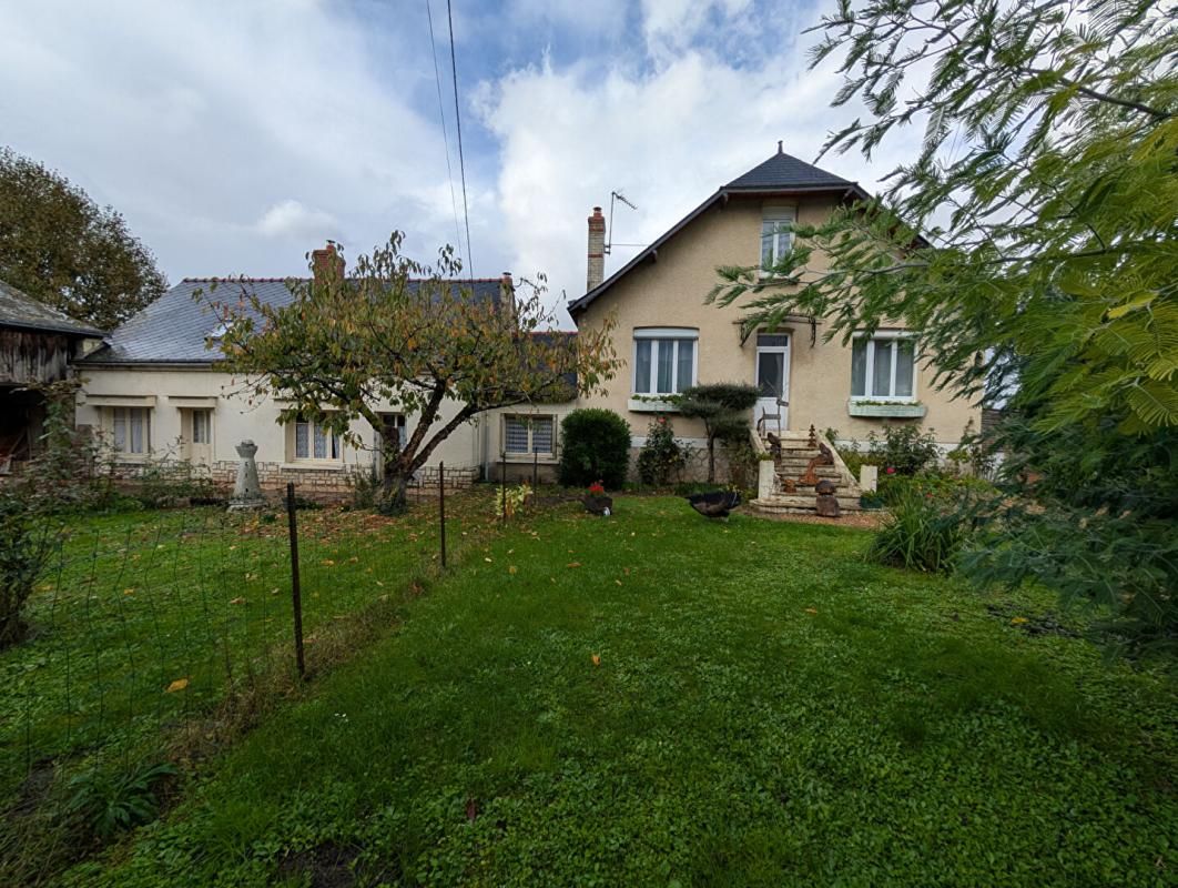 EXCLUSIVITE - ENSEMBLE DE 2 MAISONS -37140 CHOUZE  SUR LOIRE