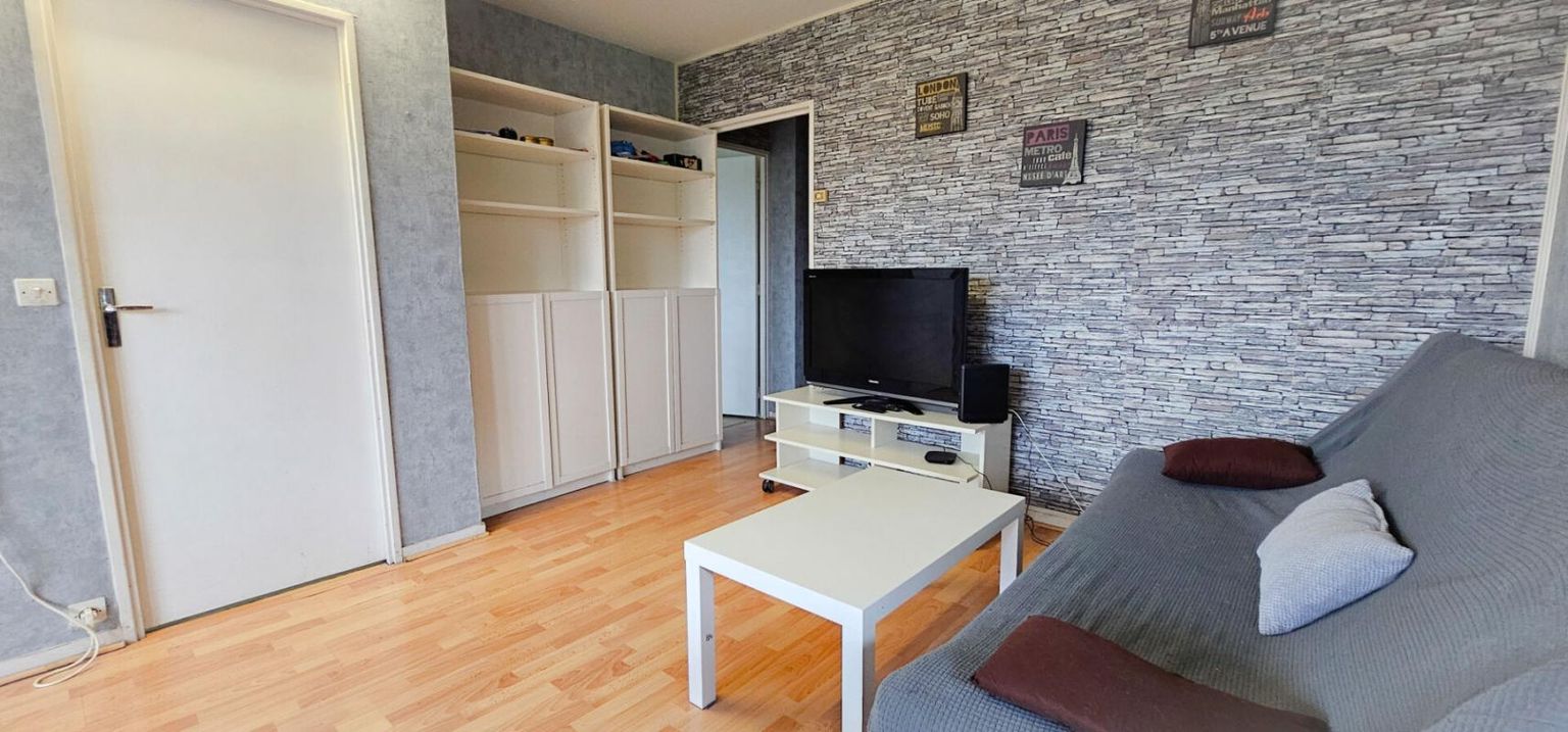 CHAMPS-SUR-MARNE Appartement Champs Sur Marne 2 pièces 55 m2 3