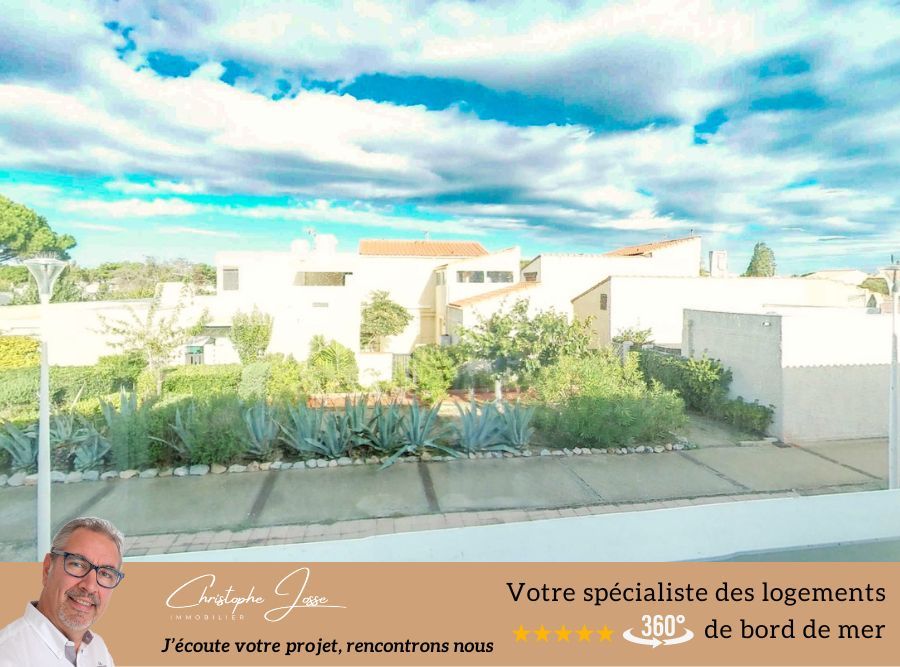 PORT LEUCATE T2 en duplex rénové avec loggia Port-Leucate 3