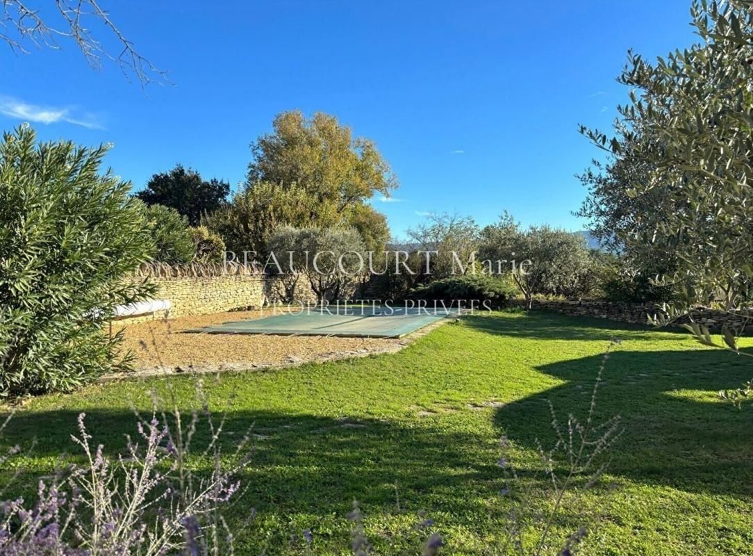 GORDES Mas de 120m2 avec piscine à Gordes 1