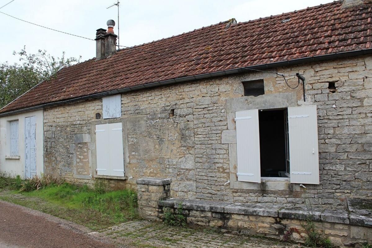 Maison de campagne secteur Noyers