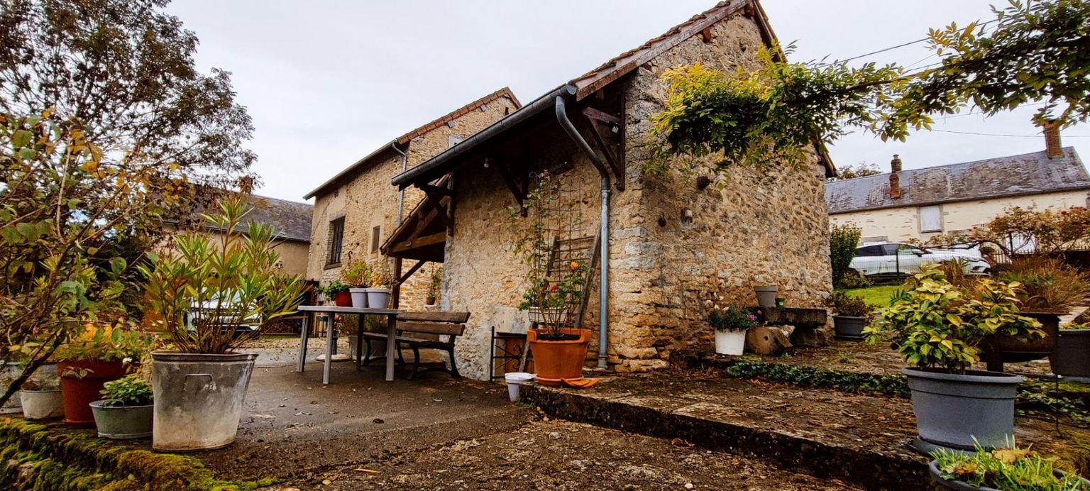 MONTAPAS Maison de campagne avec gîte dans le Morvan 3