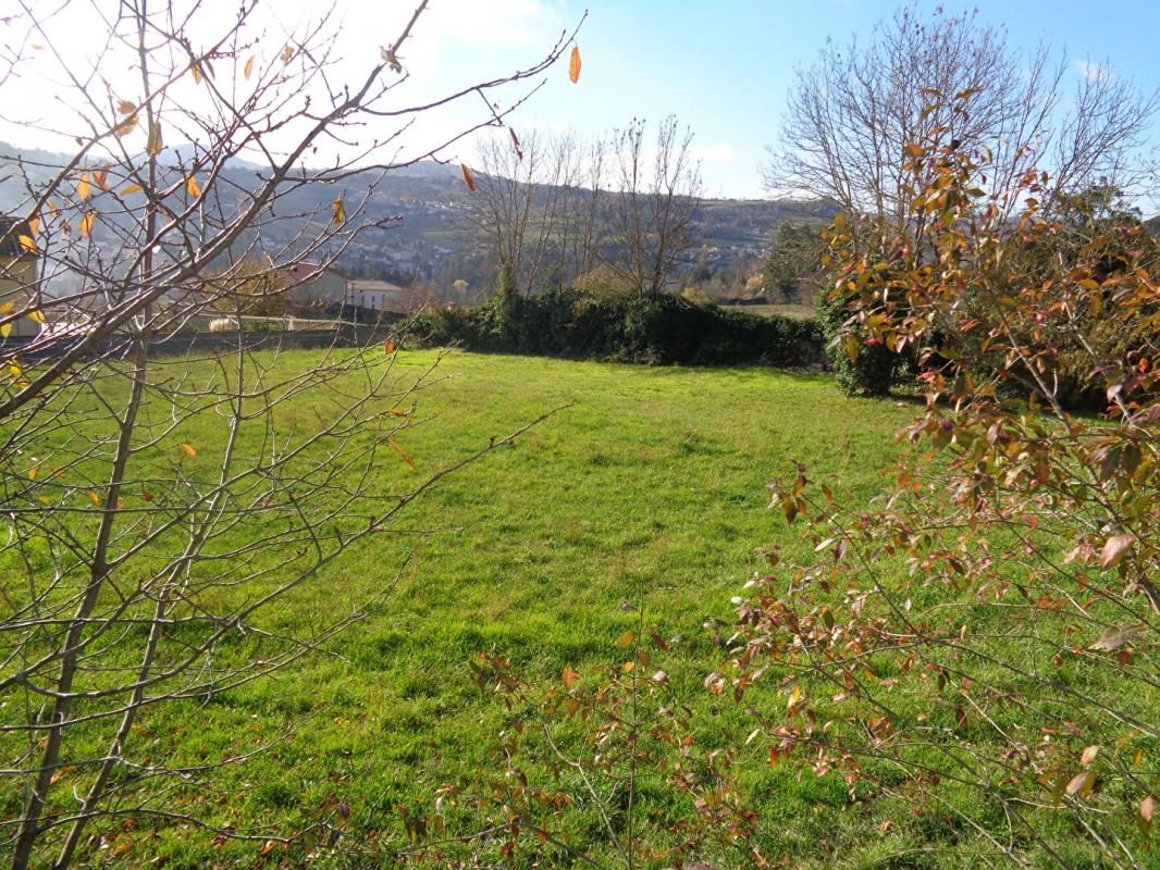 ESPALY-SAINT-MARCEL Espaly Saint Marcel(43), terrain constructible de 1756 m2 1