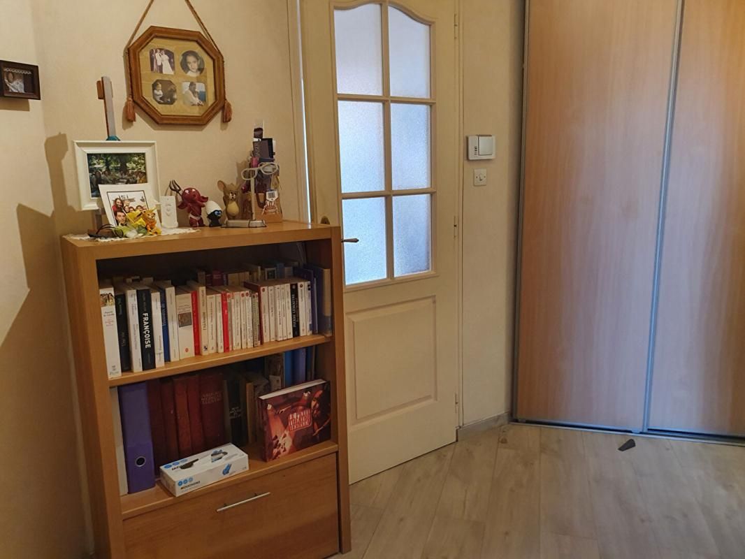 MARSEILLE-13E-ARRONDISSEMENT EXCLUSIVITE Apt. T3. 13éme limite 12éme 4