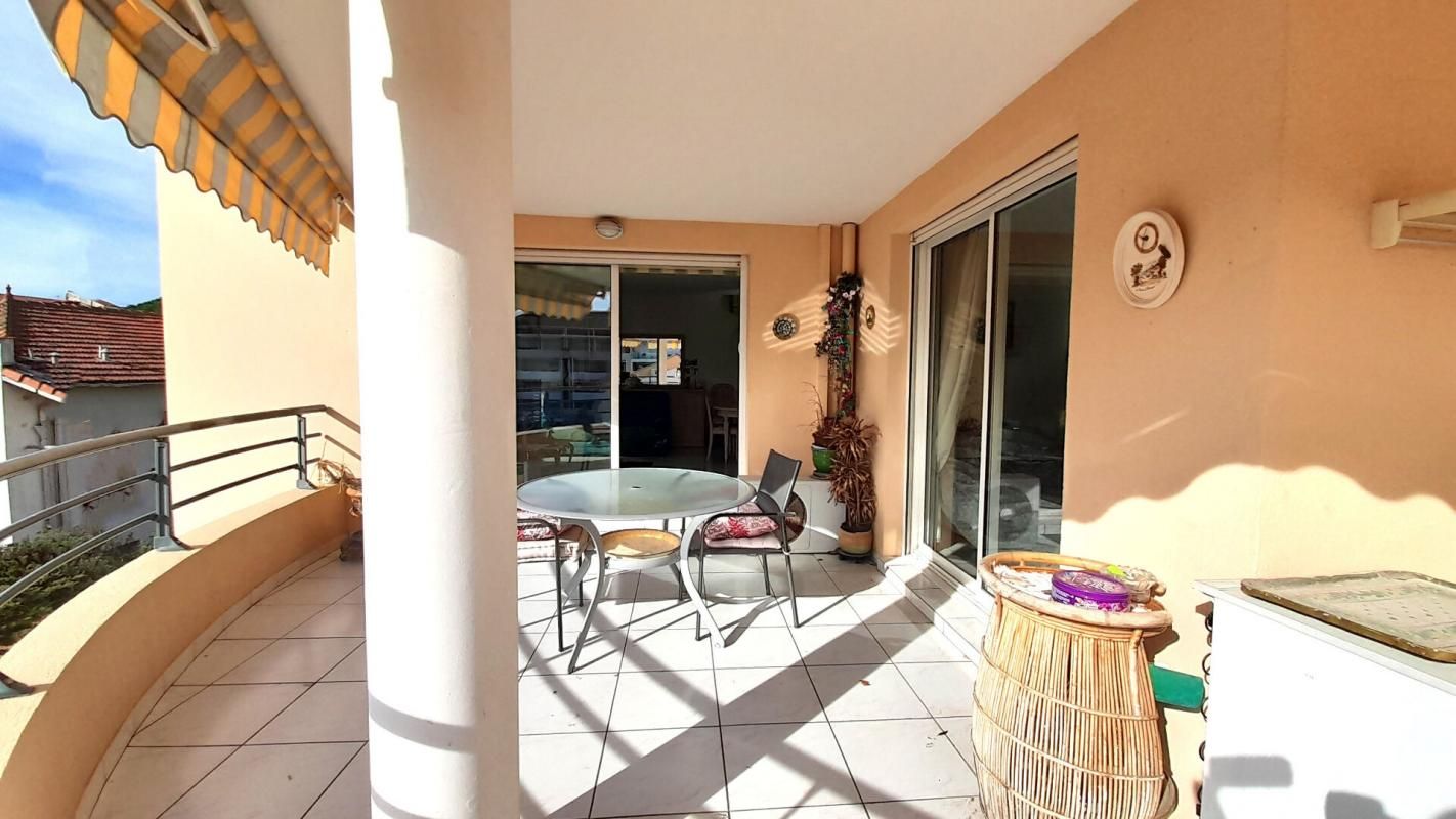 FREJUS Appartement  4 pièces 116m² FREJUS 3