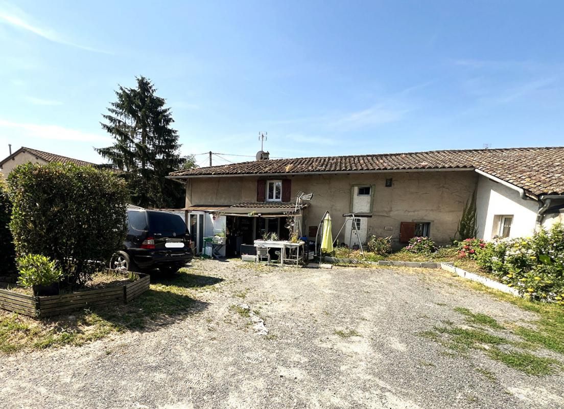 Maison Guereins 3 pièce(s) 66 m2