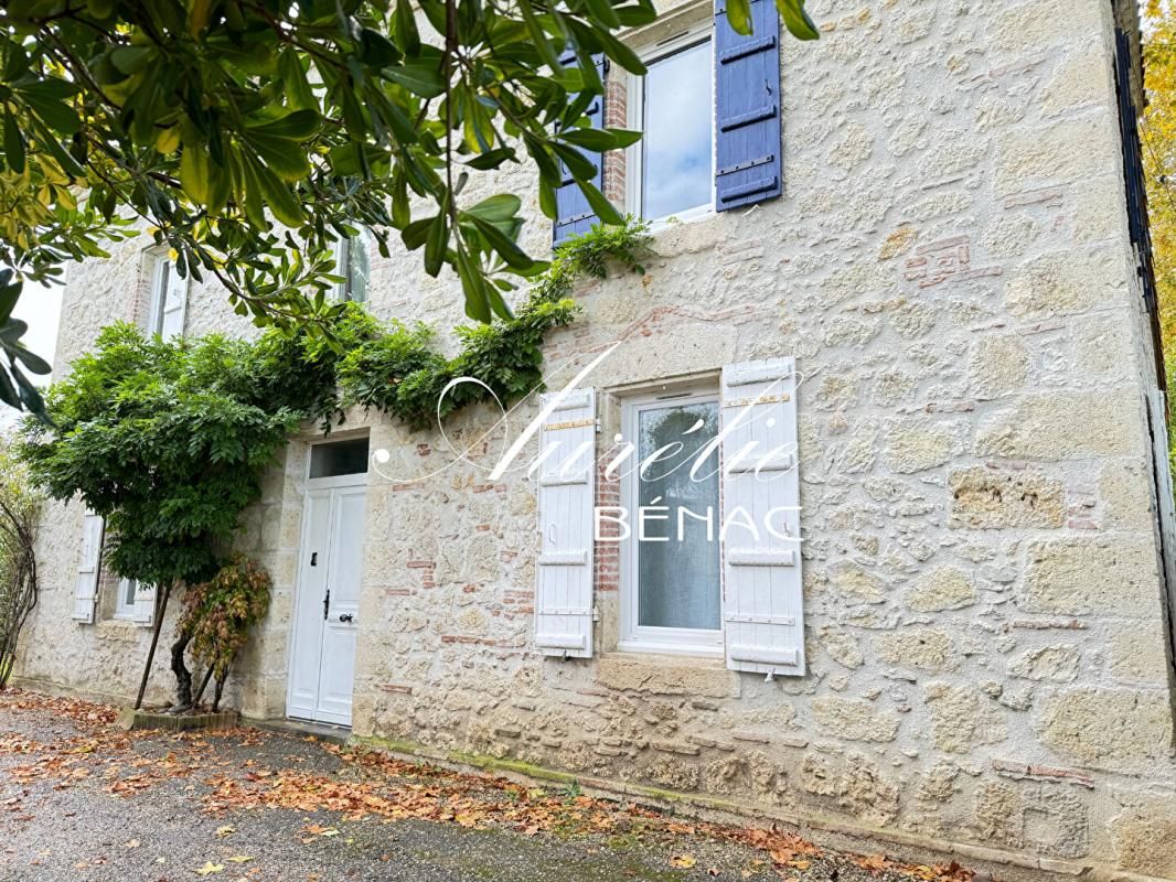 AUVILLAR Maison en Pierres ST Loup 5 pièces 177 m2 2