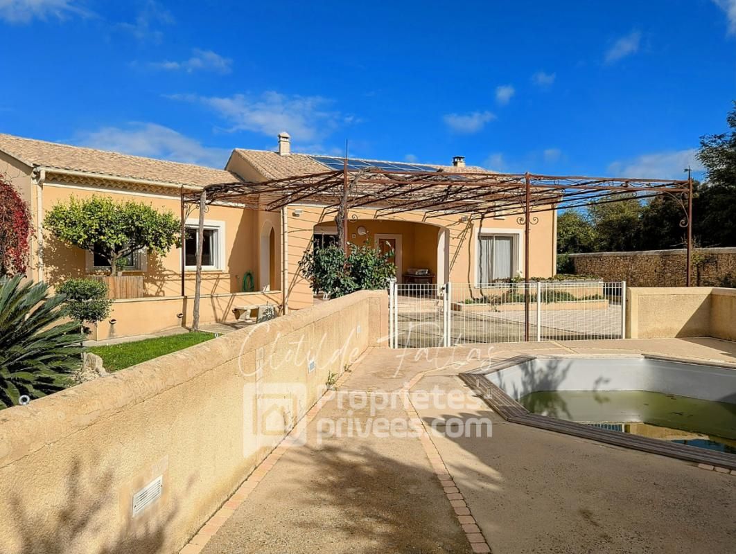 BOLLENE Villa familiale spacieuse avec piscine et jardin arboré ! Belle prestation 4