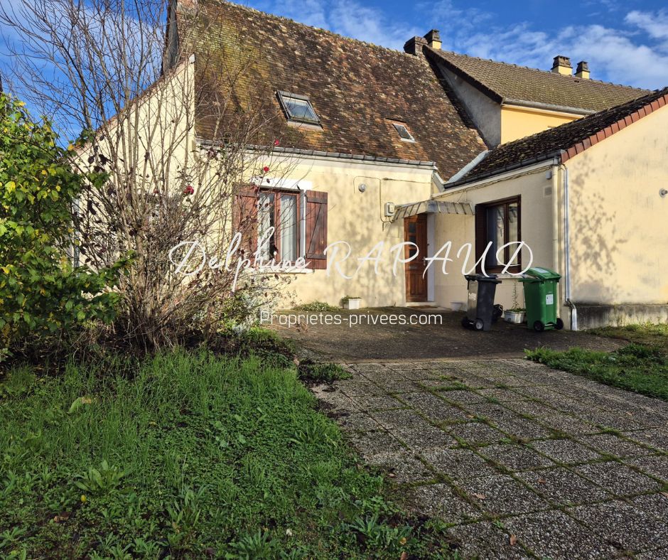 NOGENT-LE-ROTROU Maison Nogent Le Rotrou 70 m2 avec potentiel à rafraîchir 1