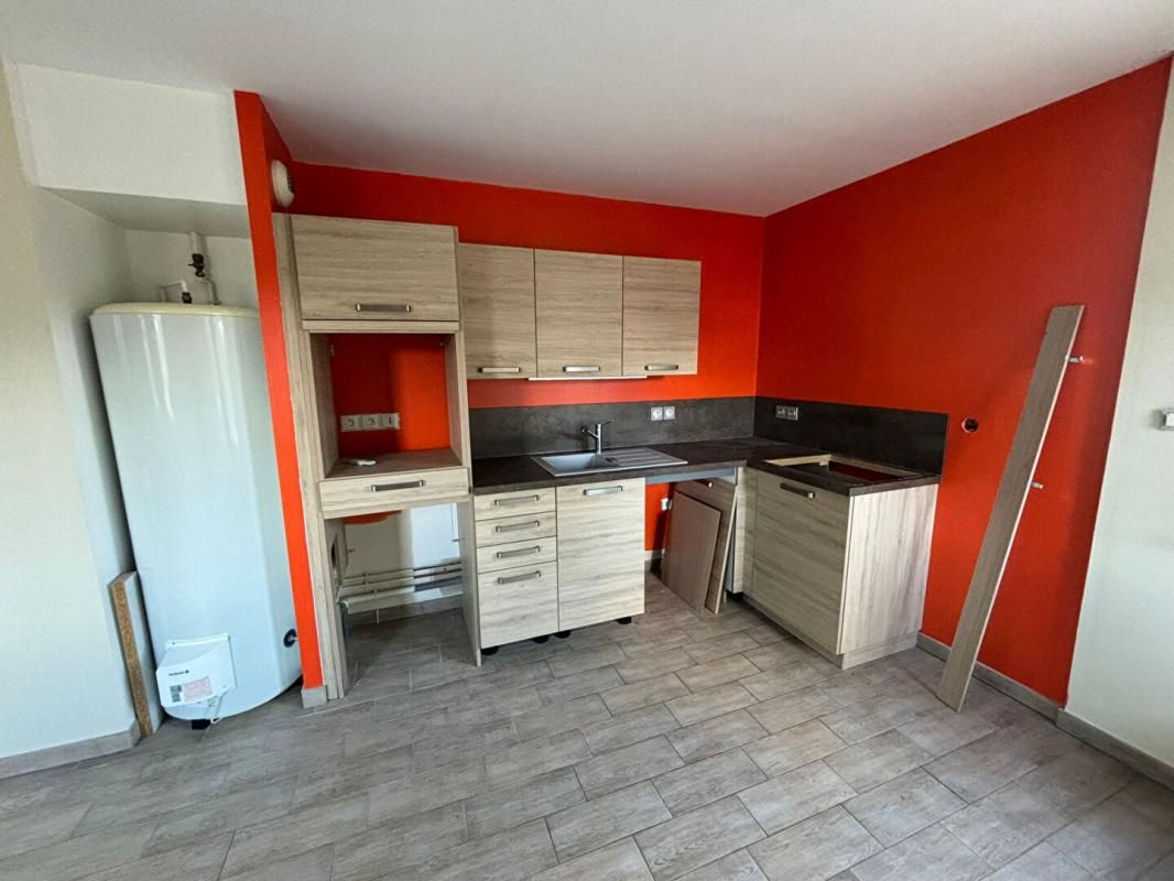 MONTARGIS Triplex Moderne, 5 pièces à Montargis 2