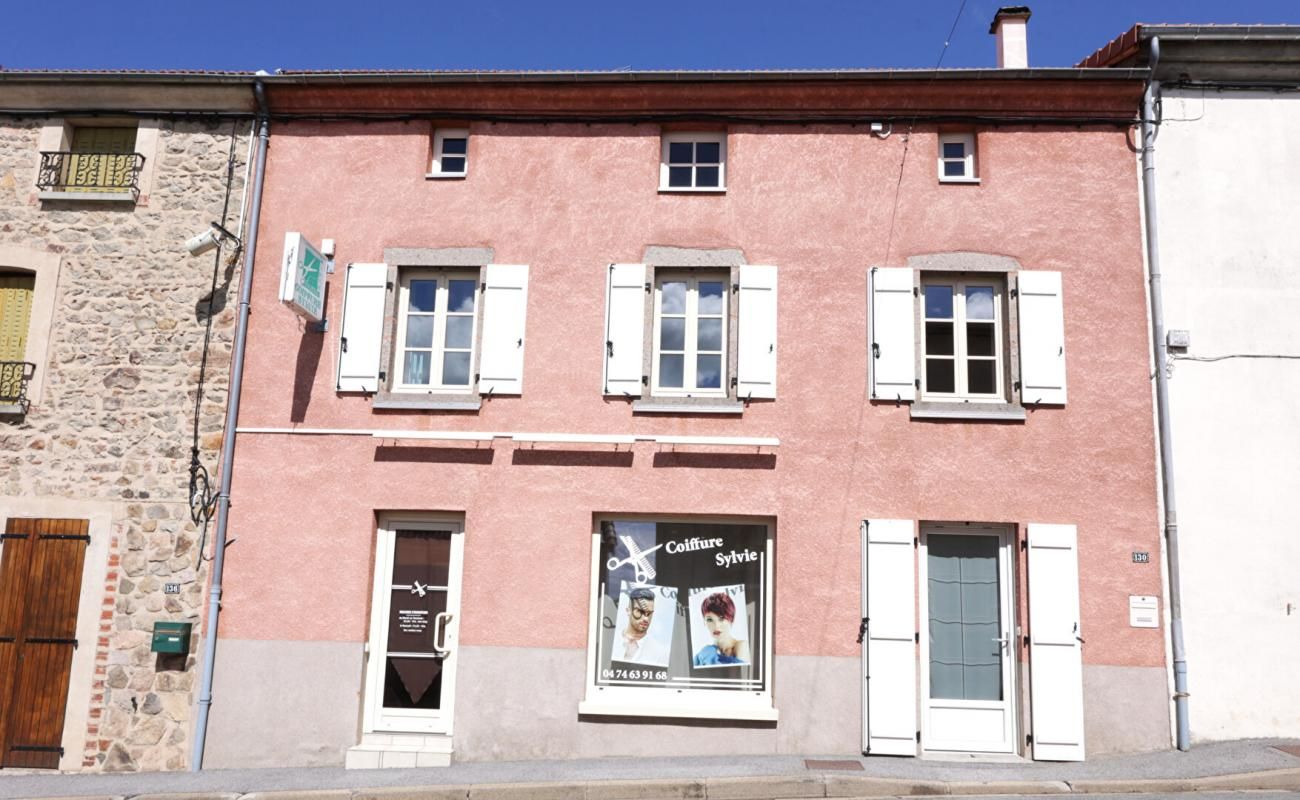 VIOLAY Maison de village de 195 m² + espace professionnel 2