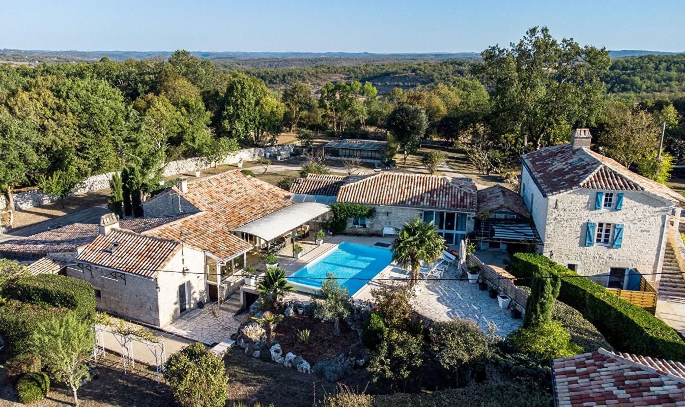 LALBENQUE Ensemble maison et gîtes avec piscine 2