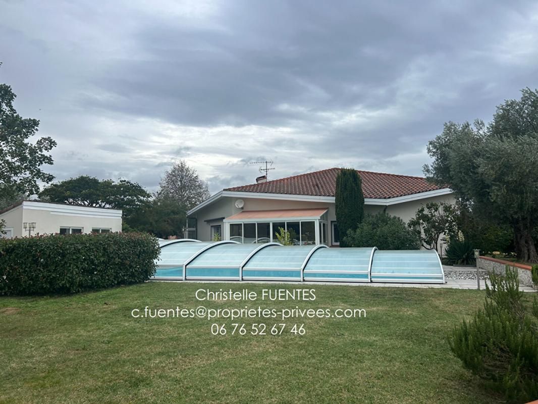 HAUTE-GARONNE - FONSORBES (31470) - VILLA AVEC PISCINE - GARAGES - VASTE JARDIN