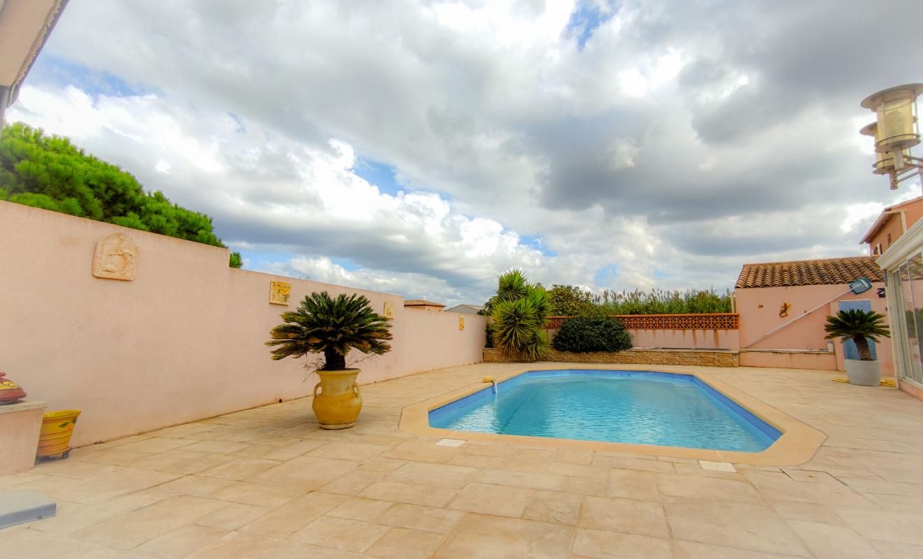 Maison La Londe Les Maures 5 pièces 136 m2/520m² Piscine