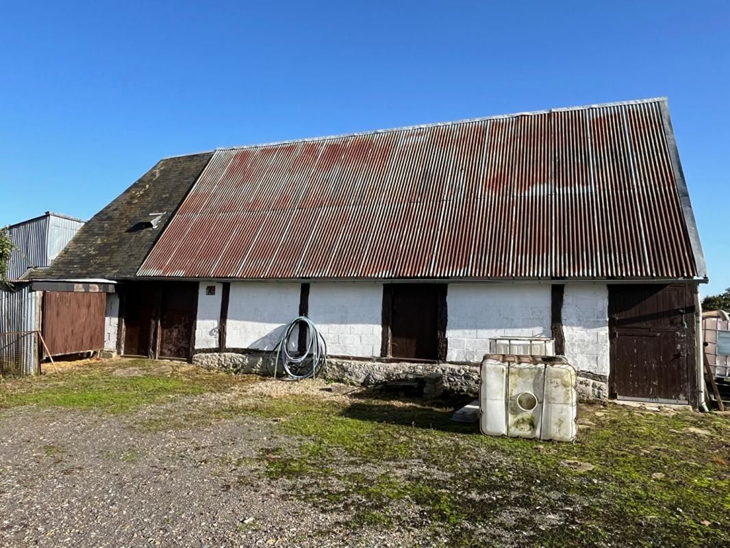 FORGES-LES-EAUX Corps de ferme Maison  89 m2 et dépendances sur 45500 M2 de terrain 4