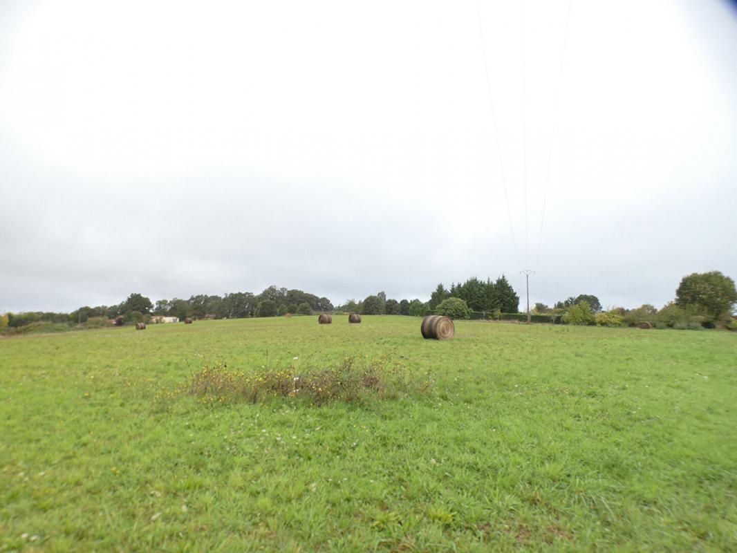 ROUFFIGNAC-SAINT-CERNIN-DE-REILHAC Terrain plat avec permis 2