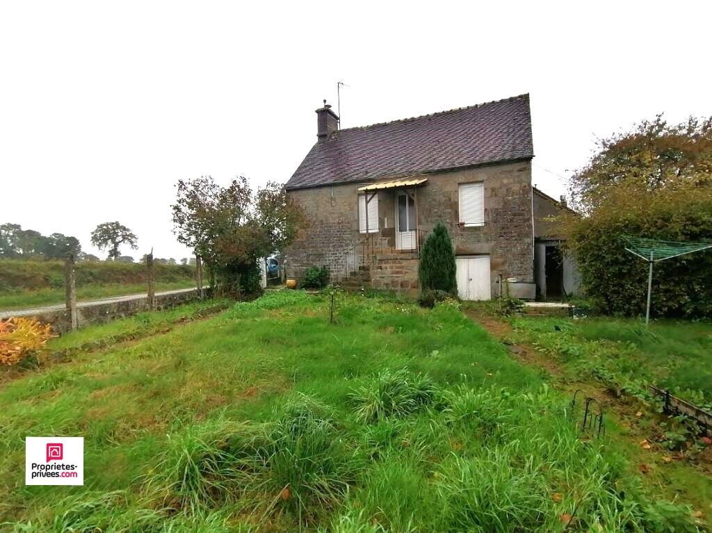 SAINT MARTIN L'AIGUILLON (61320) Maison de bourg  3 pièces, 1 chambre,  56 m2 environ, nombreuses dépendances , PRIX 73 990, honoraires 7,23% à la charge de l'acquéreur soit 69 000 hors honoraires