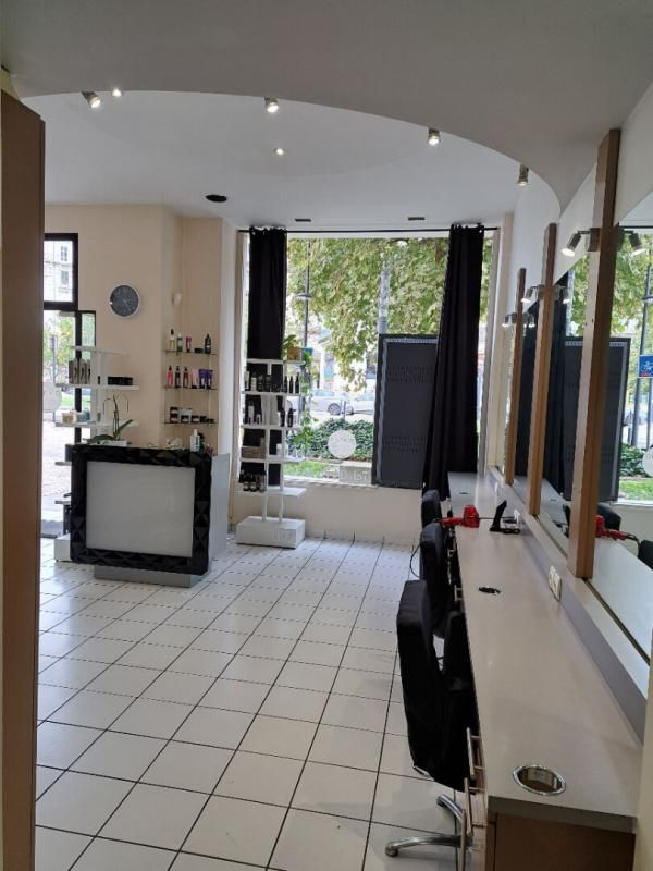 GRENOBLE EXCLUSIVITE GRENOBLE  - SALON DE COIFFURE 47 400 EUROS 4