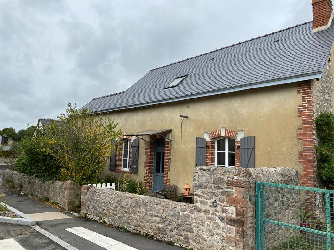 BOUERE Maison Bouère 4 pièce(s) 91 m2 - centre bourg 1