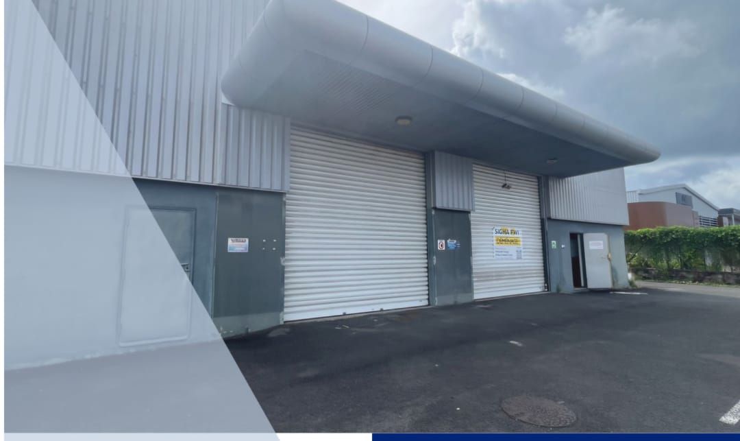 BAIE-MAHAULT JARRY HYPER CENTRE - LOCAL COMMERCIAL 192 M² 2