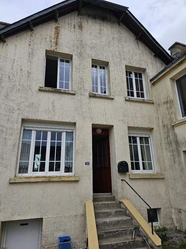 SEGLIEN Charmante maison au coeur du bourg de Seglien 1