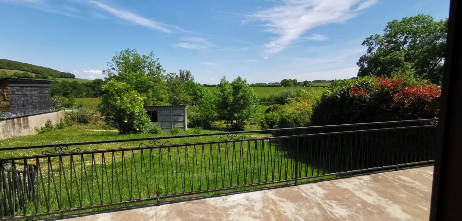 PREMERY Maison en pierre dans la campagne Nivernaise 1