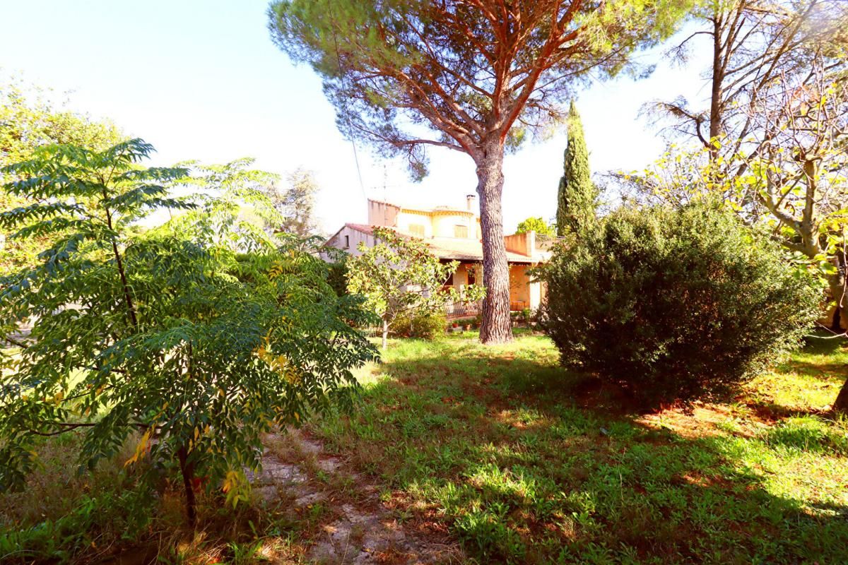 VILLENEUVE-LES-AVIGNON Maison Villeneuve Les Avignon 4 pièce(s) 97 m2 3