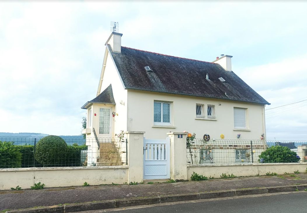 29520 Châteauneuf du Faou maison 2 chambres, belle vue, sous sol complet