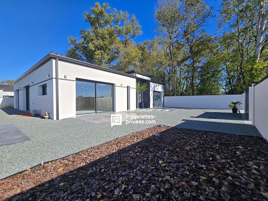 Maison moderne 145m² avec garage, jardin