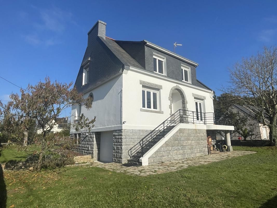 A vendre RIEC SUR BELON (29340) Maison 6 pièces 4 chambres 120 m2