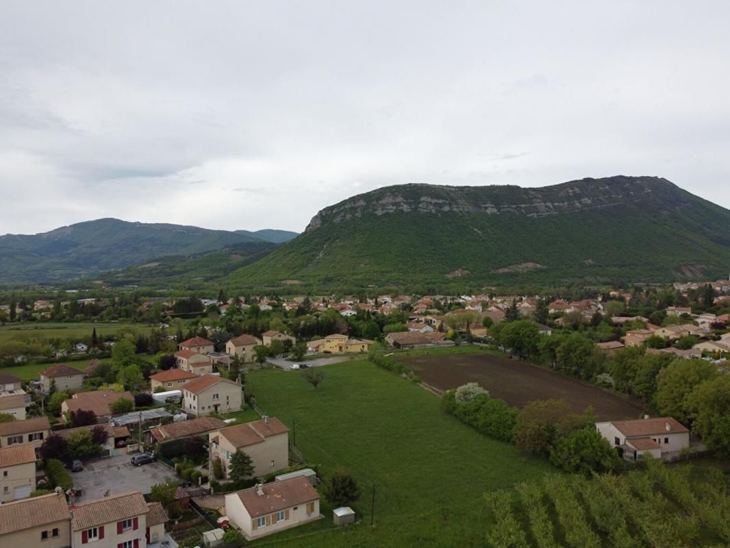 LARAGNE-MONTEGLIN Terrain Laragne Monteglin 401 m2 2