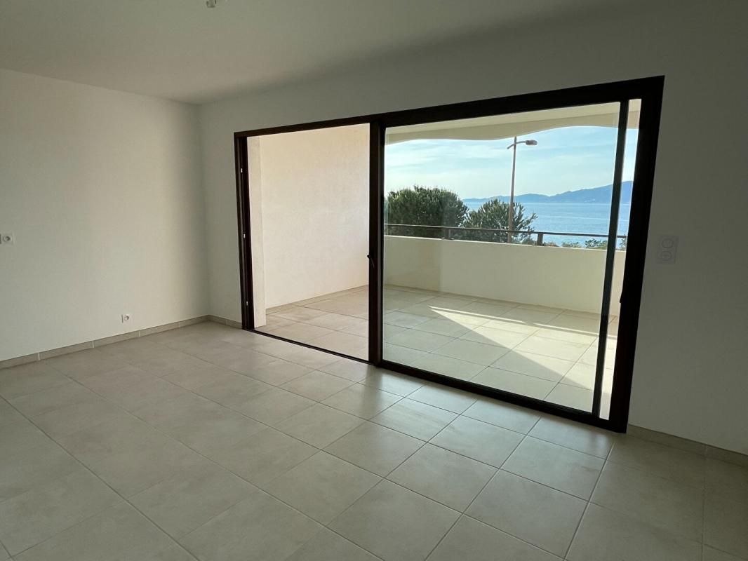 PIETROSELLA VENTE T2 42 m² VUE MER, PROCHE PLAGE, PIETROSELLA (20166) 4