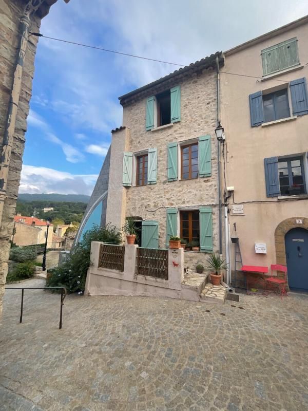 Maison de charme à Figanières, idéale pour un couple et quête de résidence secondaire