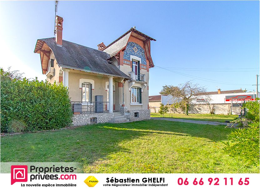 ROMORANTIN-LANTHENAY centre ville belle maison des année 30 avec 3 chambres et garage 1