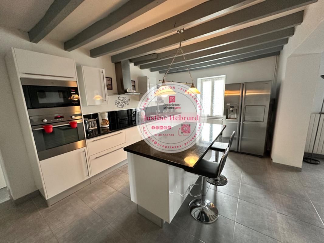 CHOUVIGNY Longère Chouvigny 6 pièces 182 m2 2