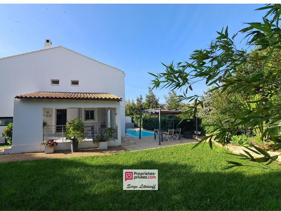 Rare - Tès élégante villa contemporaine T5 à 2 pas des plages du Prado Corniche 1.295.000