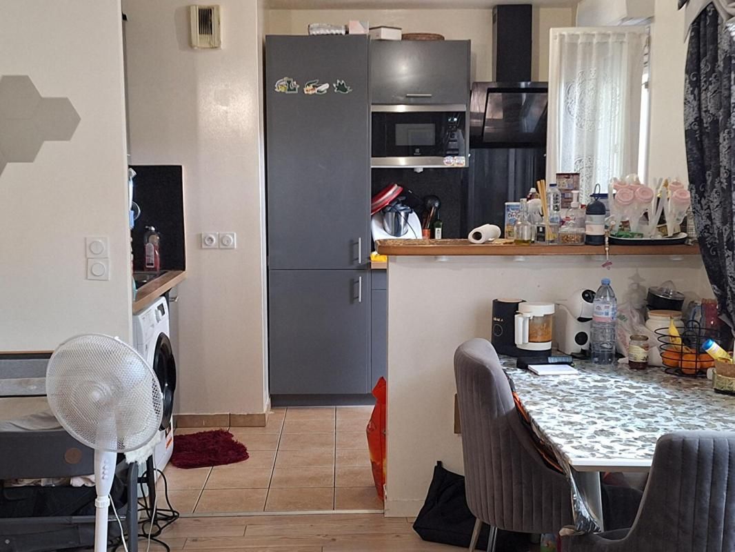 SAINT-DENIS Appartement Saint Denis 3 pièce(s) 63 m2 VENDU LOUER 3