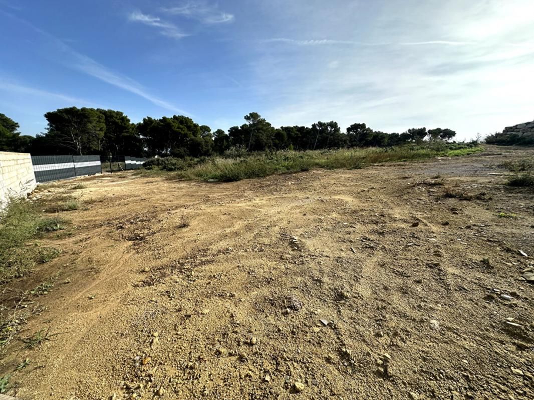 ISTRES Terrain à bâtir de 2199m² - Le Deven 3