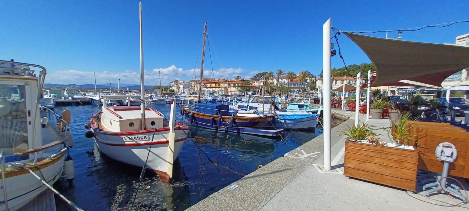 LE BRUSC Maison indépendante  - Port du Brusc à pieds 2