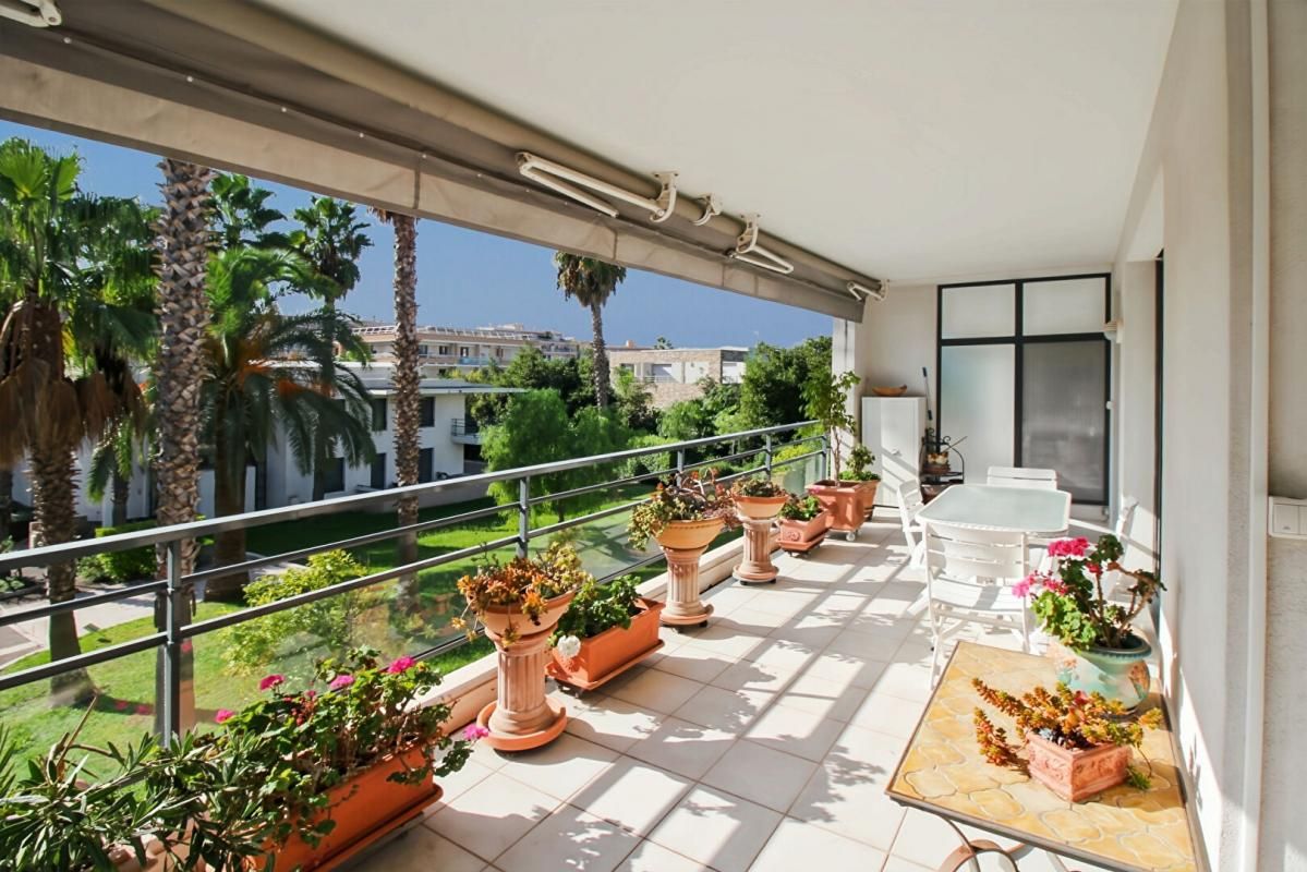 ANTIBES Appartement 4 pièces 81 m² Antibes-Juan les Pins 3