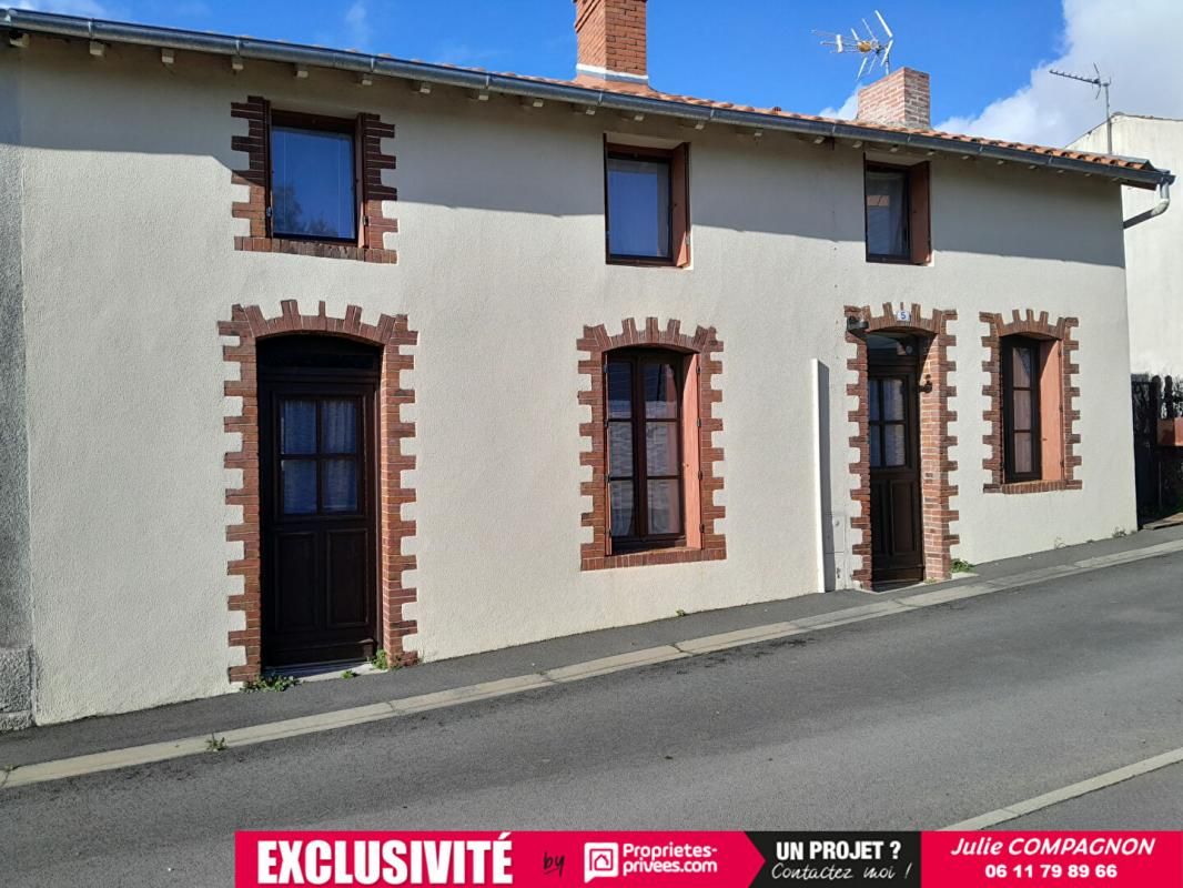 Maison Saint Quentin En Mauges 100 m² - 3 chambres- jardin