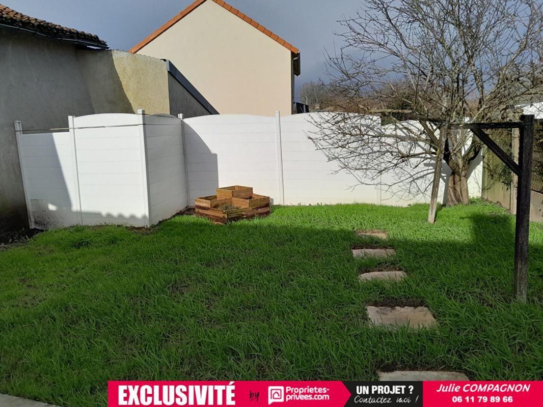 SAINT-QUENTIN-EN-MAUGES Maison Saint Quentin En Mauges 100 m² - 3 chambres- jardin 3